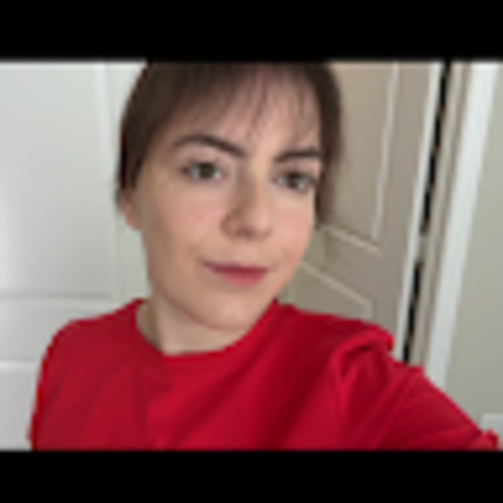 Meet your Posher, Zaira